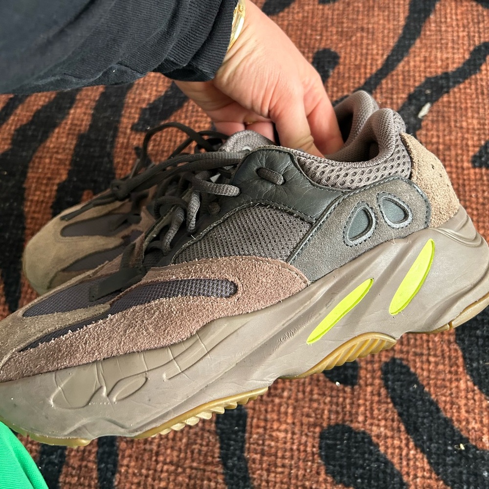 YEEZY Waverunner